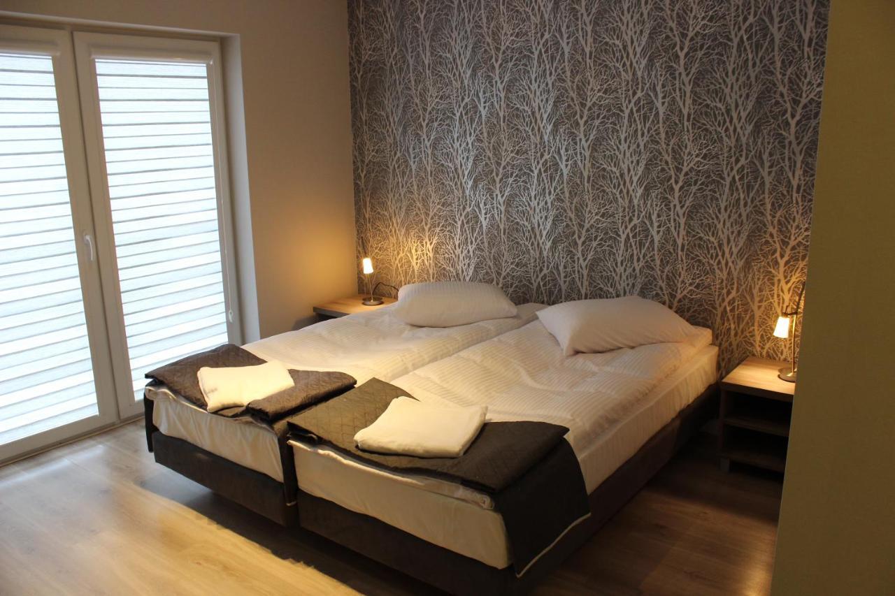 Hotel Pod Strzecha Kielce Kültér fotó