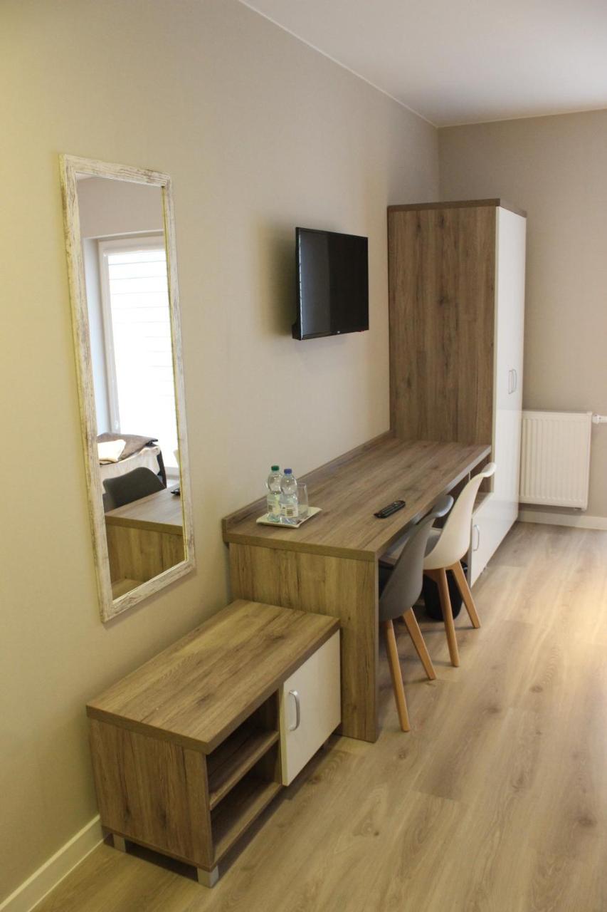 Hotel Pod Strzecha Kielce Kültér fotó