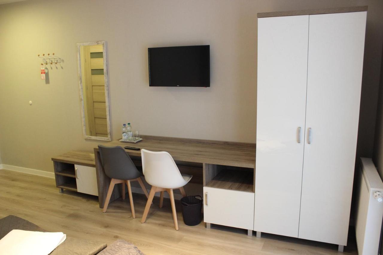 Hotel Pod Strzecha Kielce Kültér fotó
